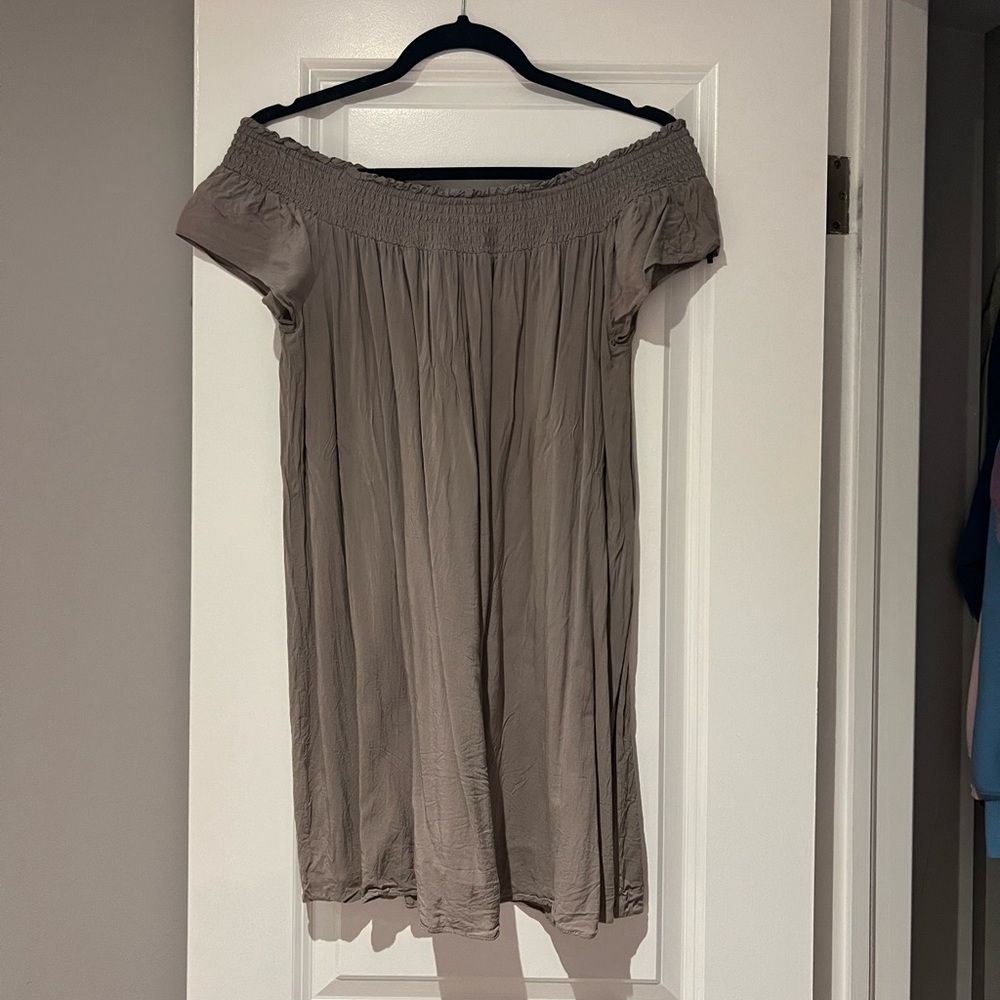 Talula Off-Shoulder Taupe Dress